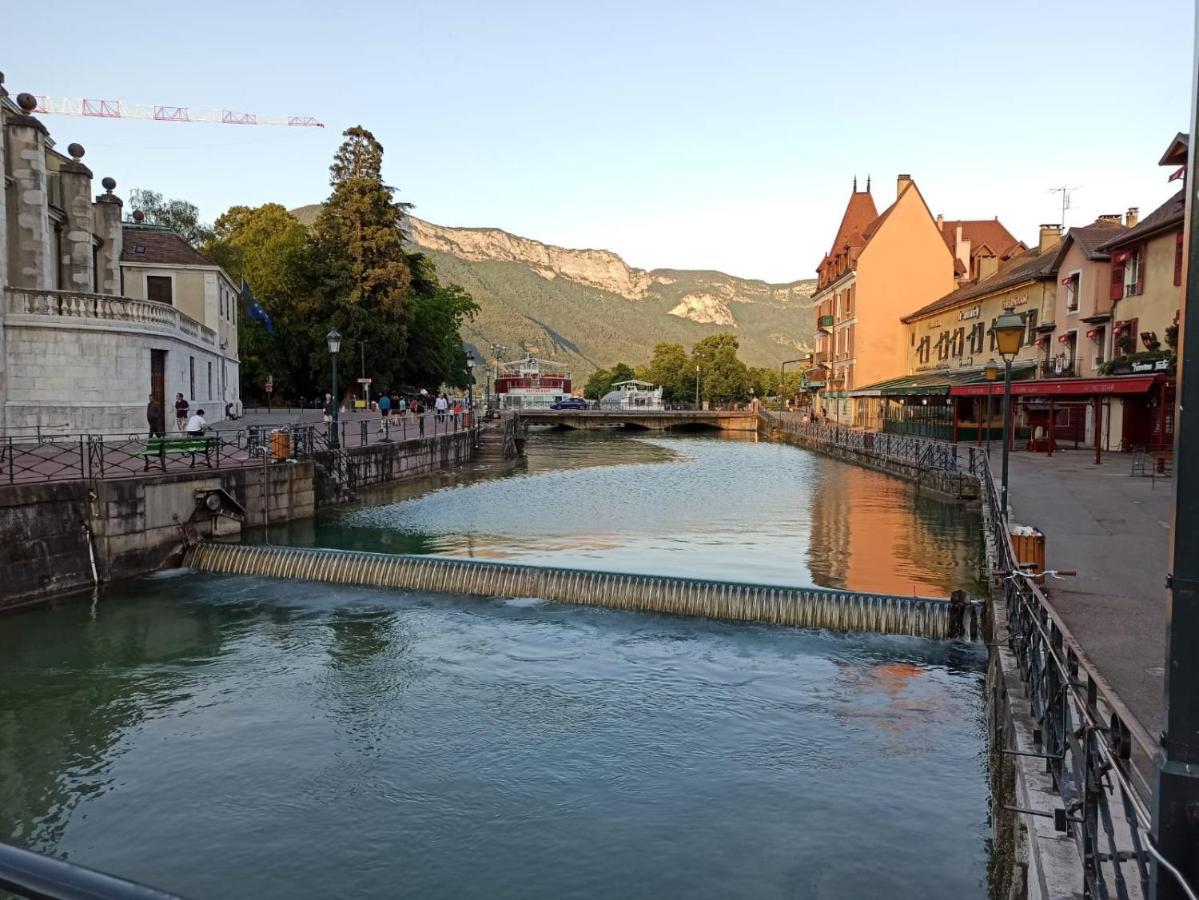 Le Republique Annecy , Coeur De Vieille Ville Экстерьер фото